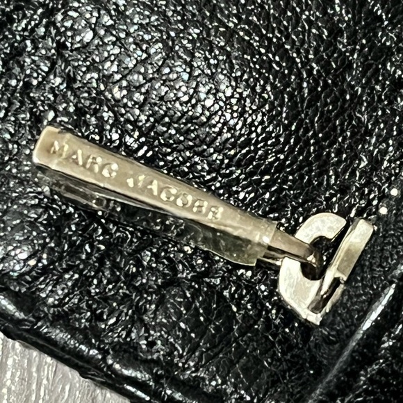 HP🎉Marc Jacobs Quilted iPad Tablet Blk Leather Case Zipper pouch on front - Picture 11 of 15